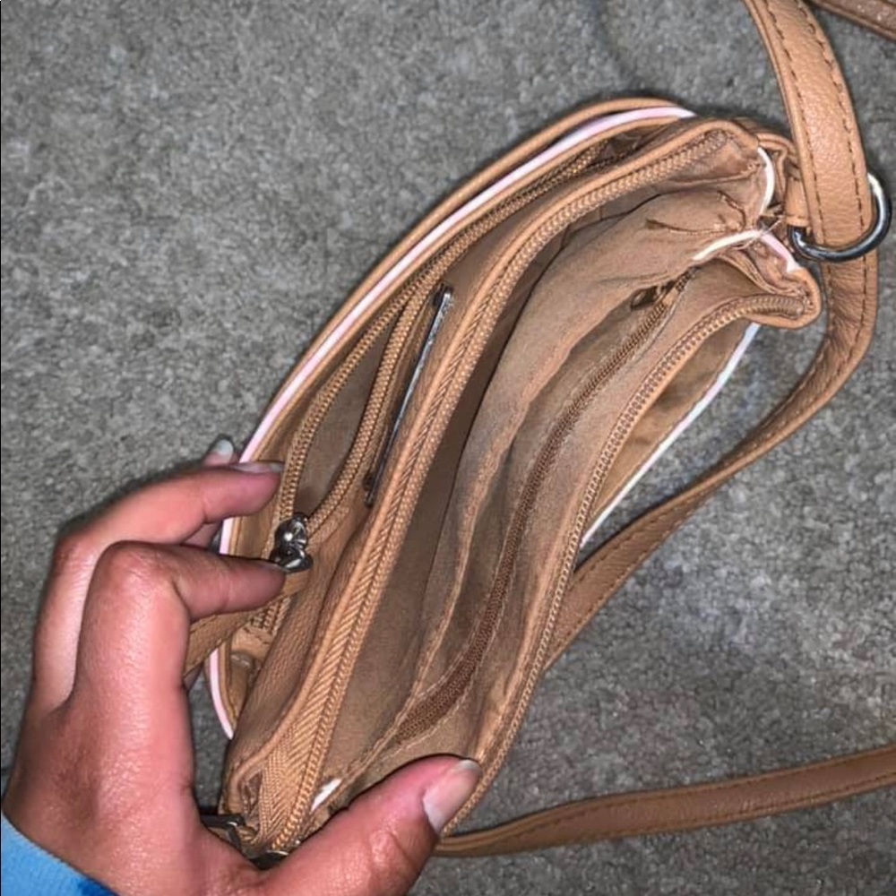 Purse - Picture 4 of 4